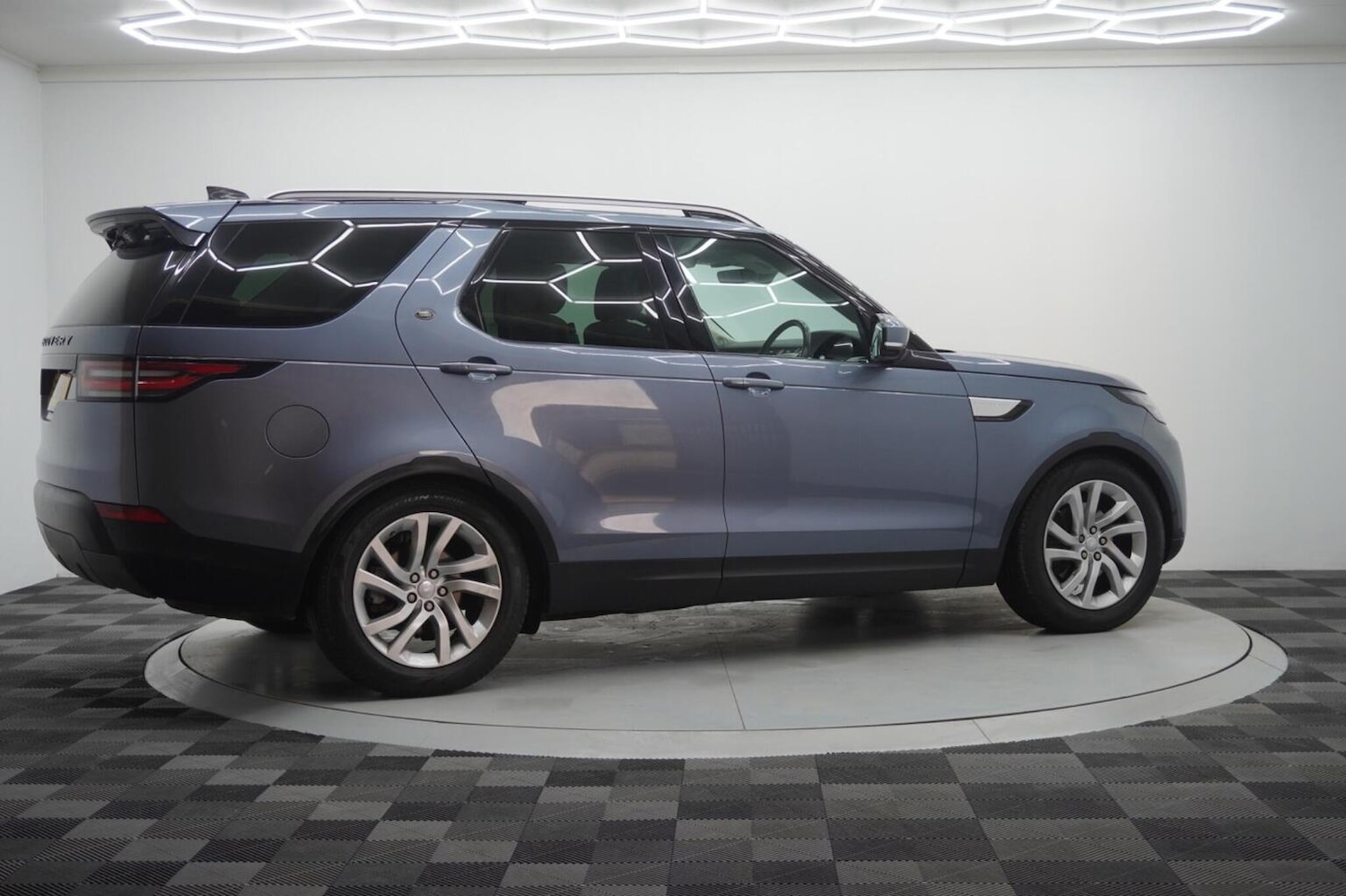 Used Land Rover Discovery 2019 for sale - 76482908: Photo 29