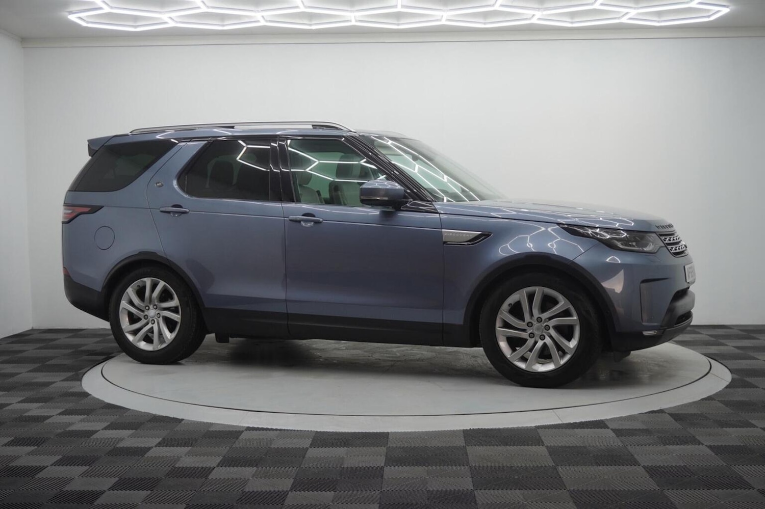 Used Land Rover Discovery 2019 for sale - 76482908: Photo 30