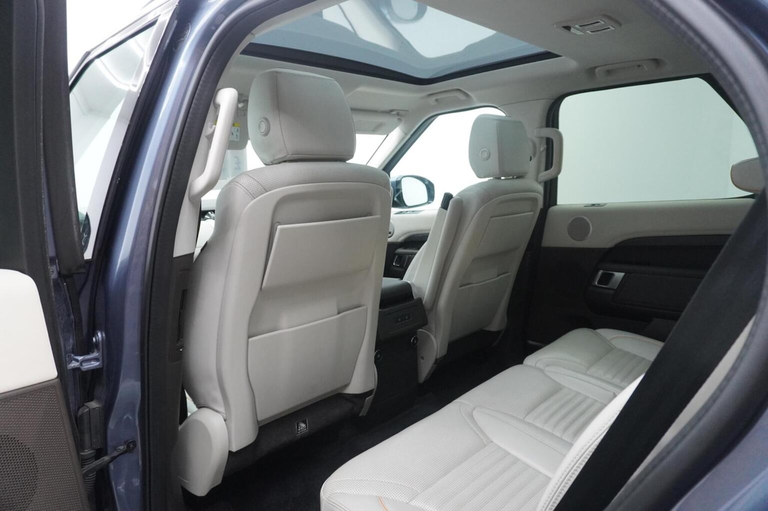 Used Land Rover Discovery 2019 for sale - 76482908: Photo 47