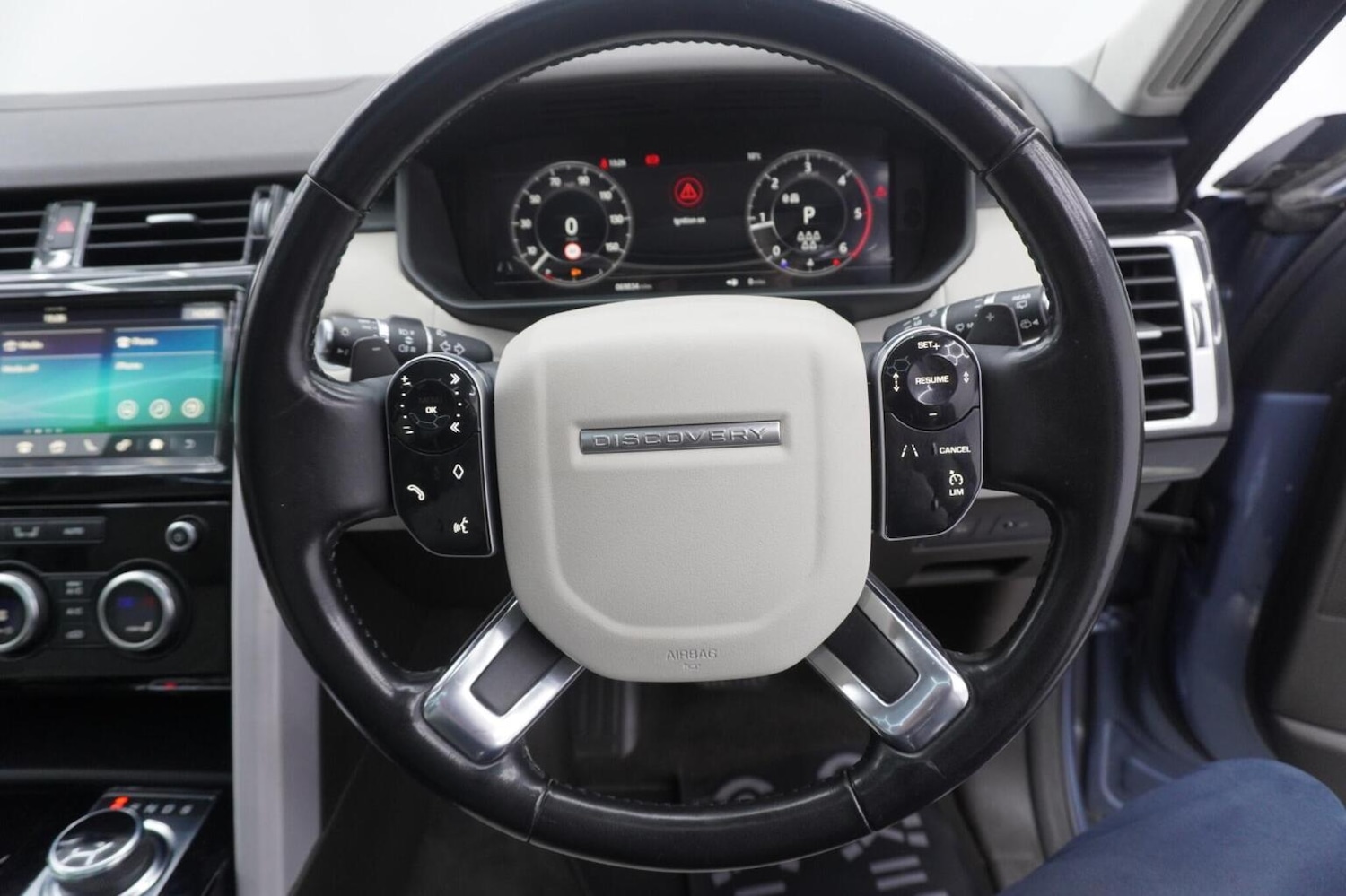 Used Land Rover Discovery 2019 for sale - 76482908: Photo 58