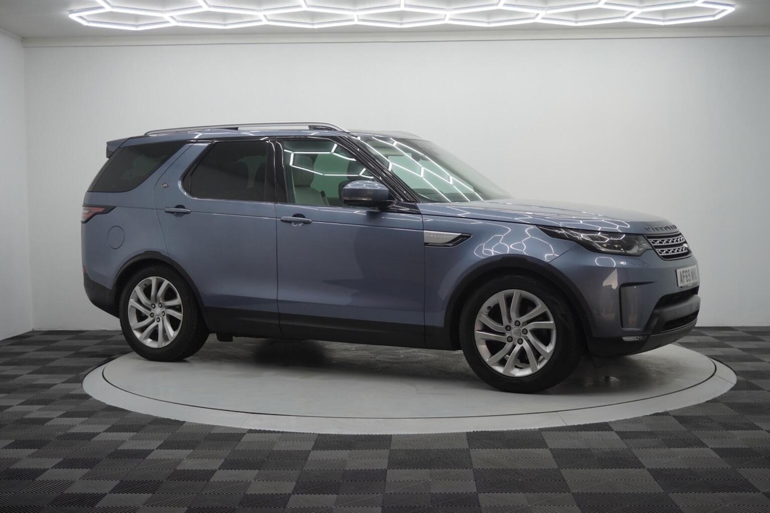 Used Land Rover Discovery 2019 for sale - 76482908: Photo 63