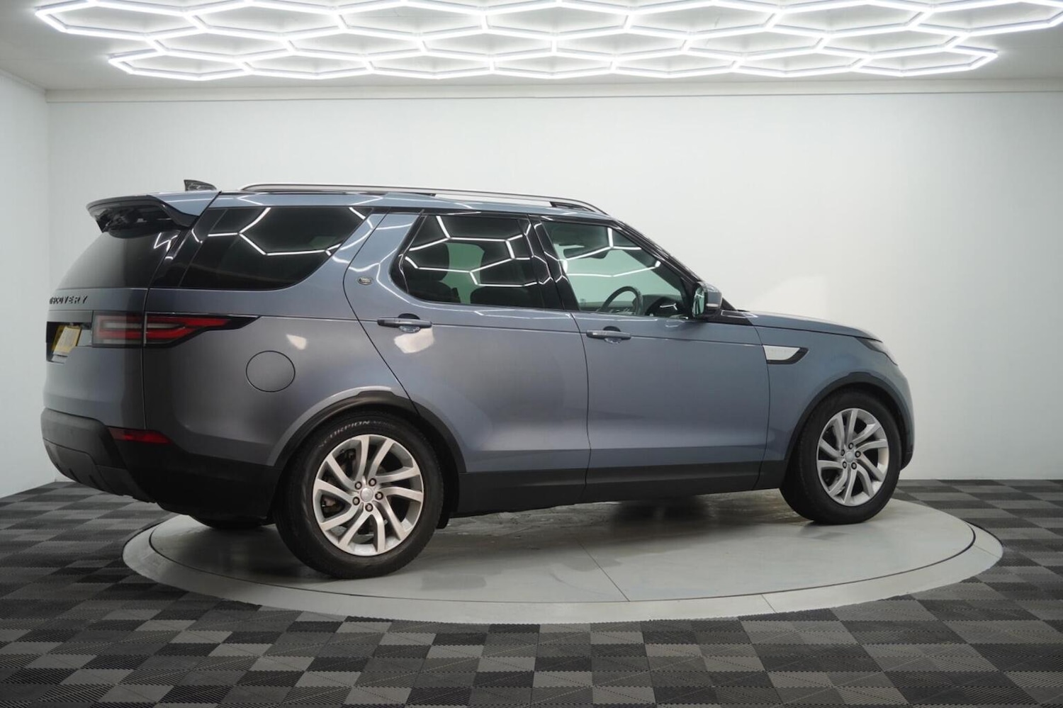 Used Land Rover Discovery 2019 for sale - 76482908: Photo 64