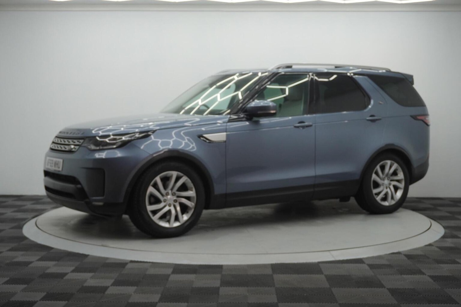 Used Land Rover Discovery 2019 for sale - 76482908: Photo 9