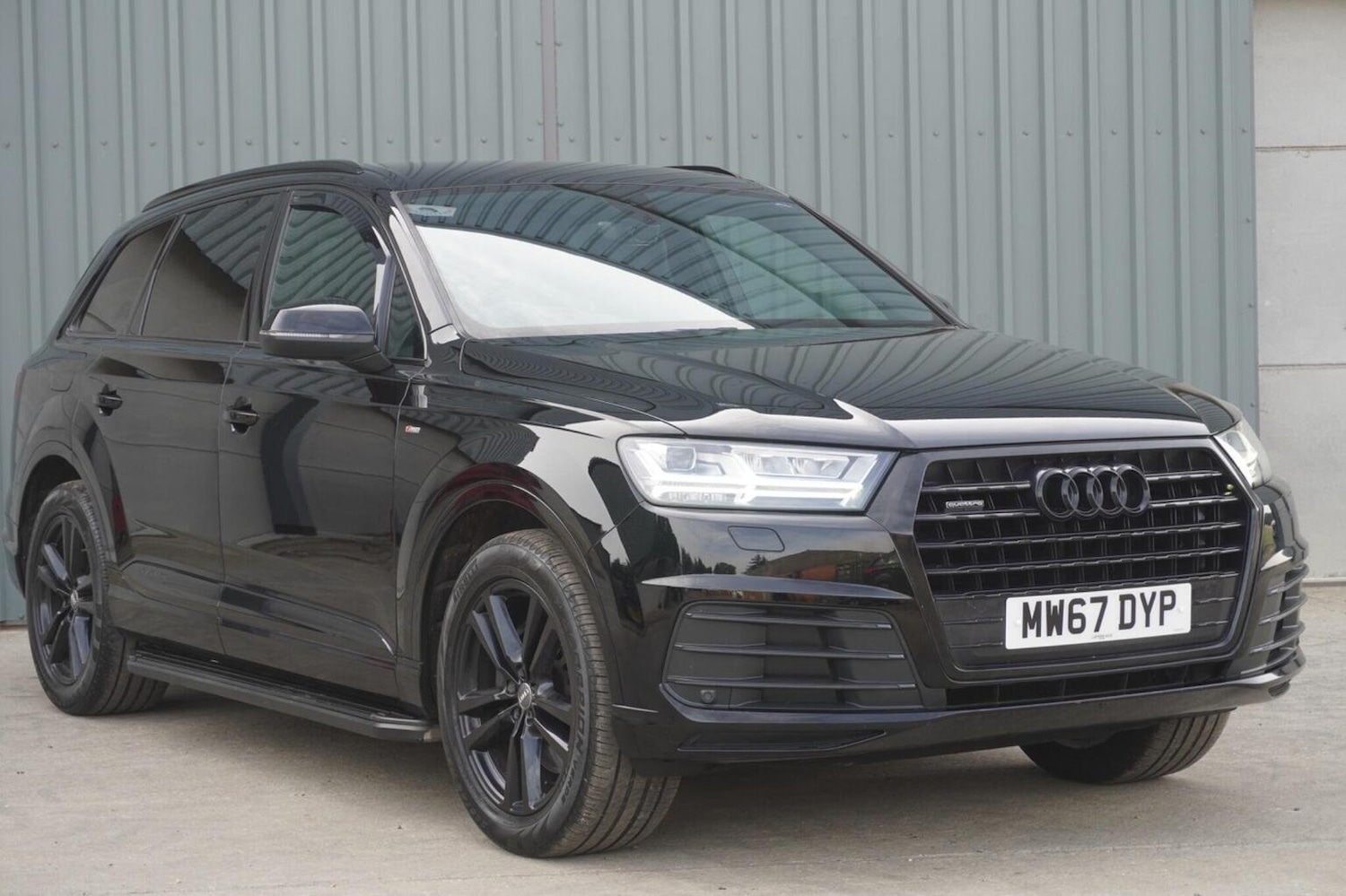 Used Audi Q7 2017 for sale - 76149347: Photo 1