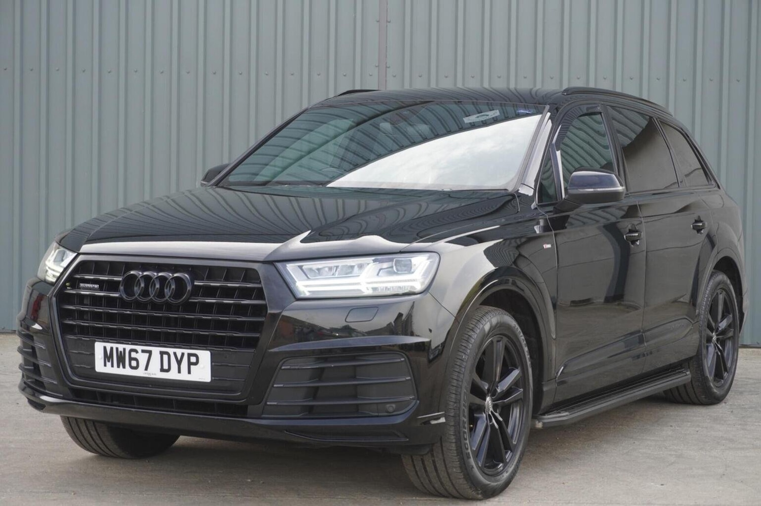 Used Audi Q7 2017 for sale - 76149347: Photo 2