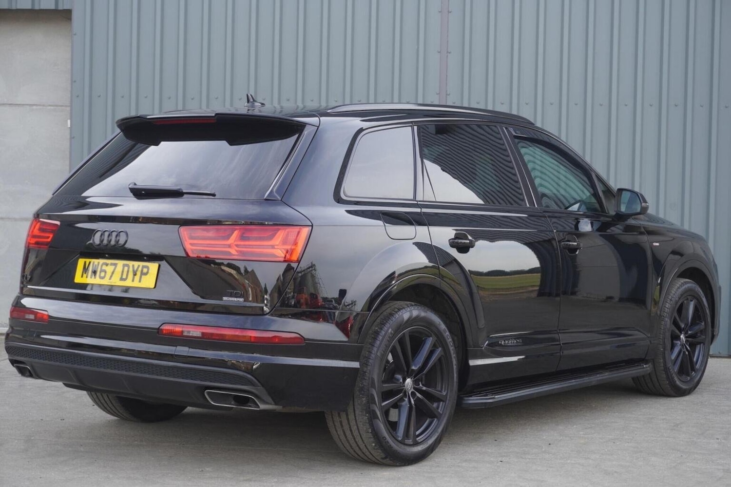 Used Audi Q7 2017 for sale - 76149347: Photo 4
