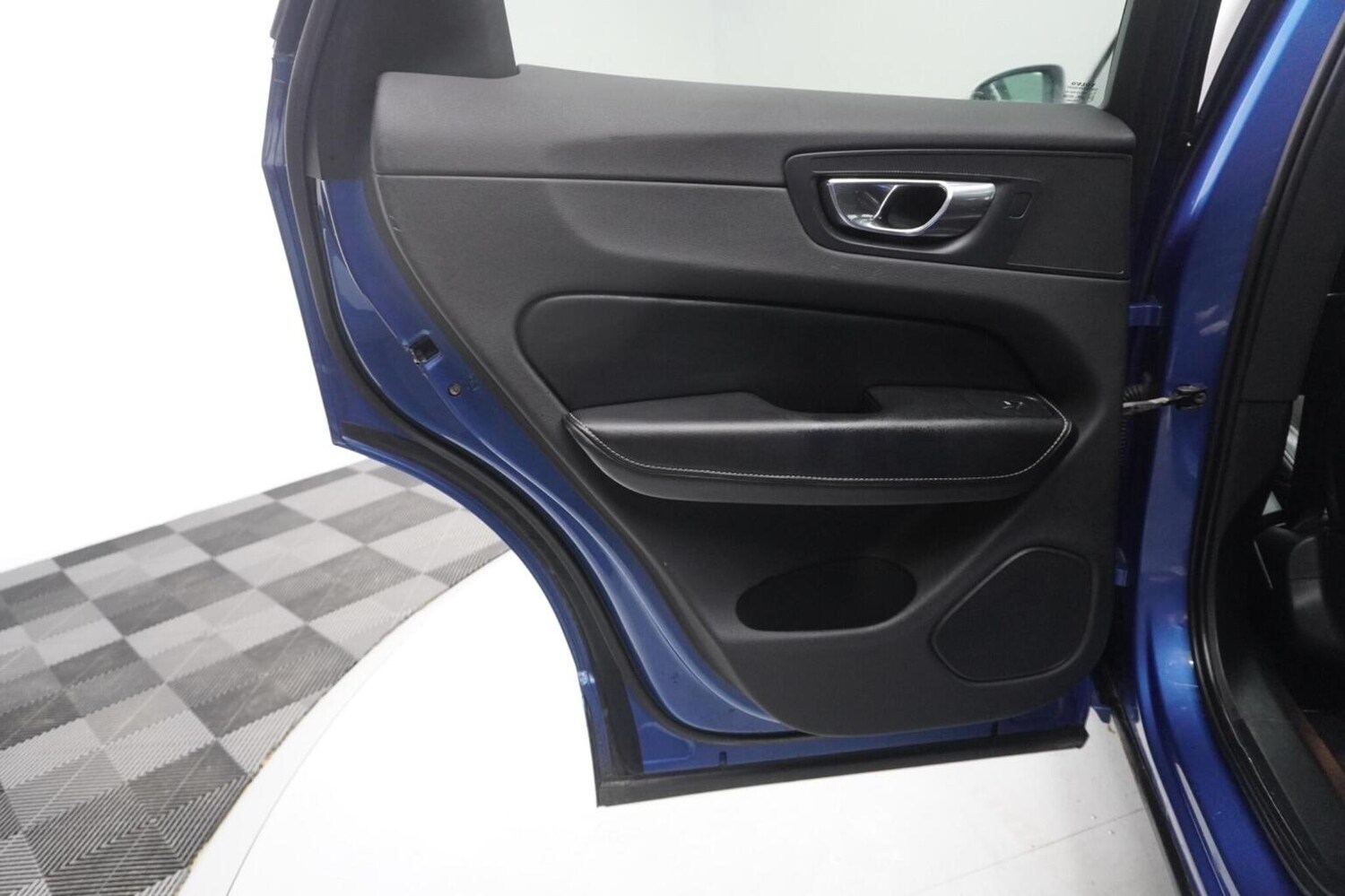 Used Volvo XC60 2018 for sale - 77438421: Photo 31