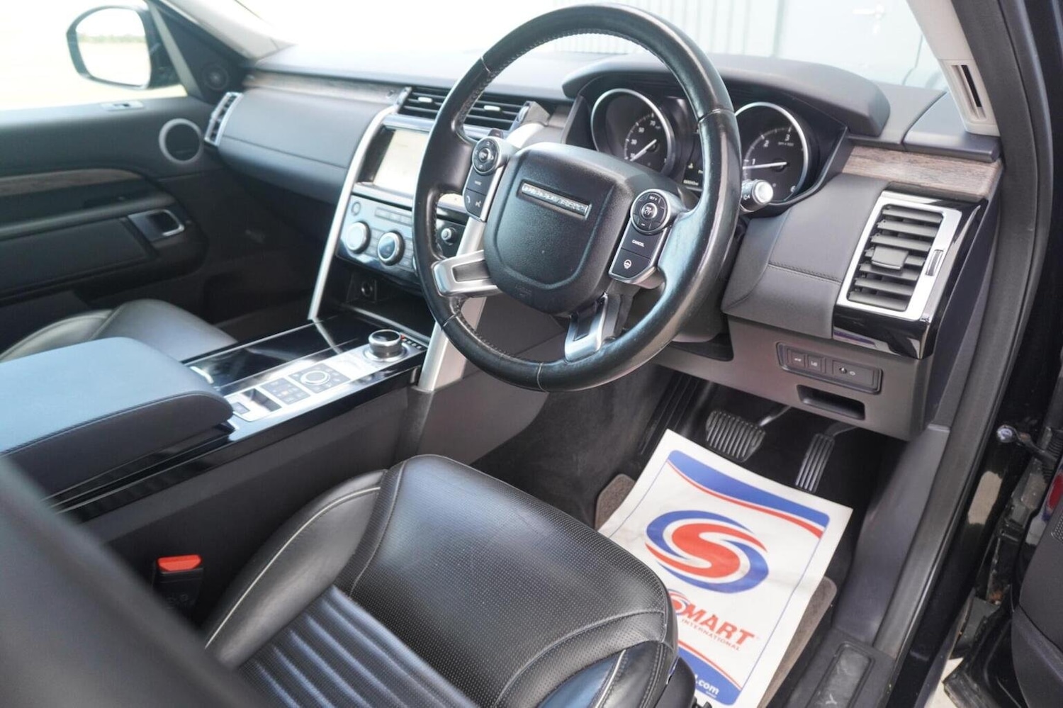 Used Land Rover Discovery 2017 for sale - 76164505: Photo 16