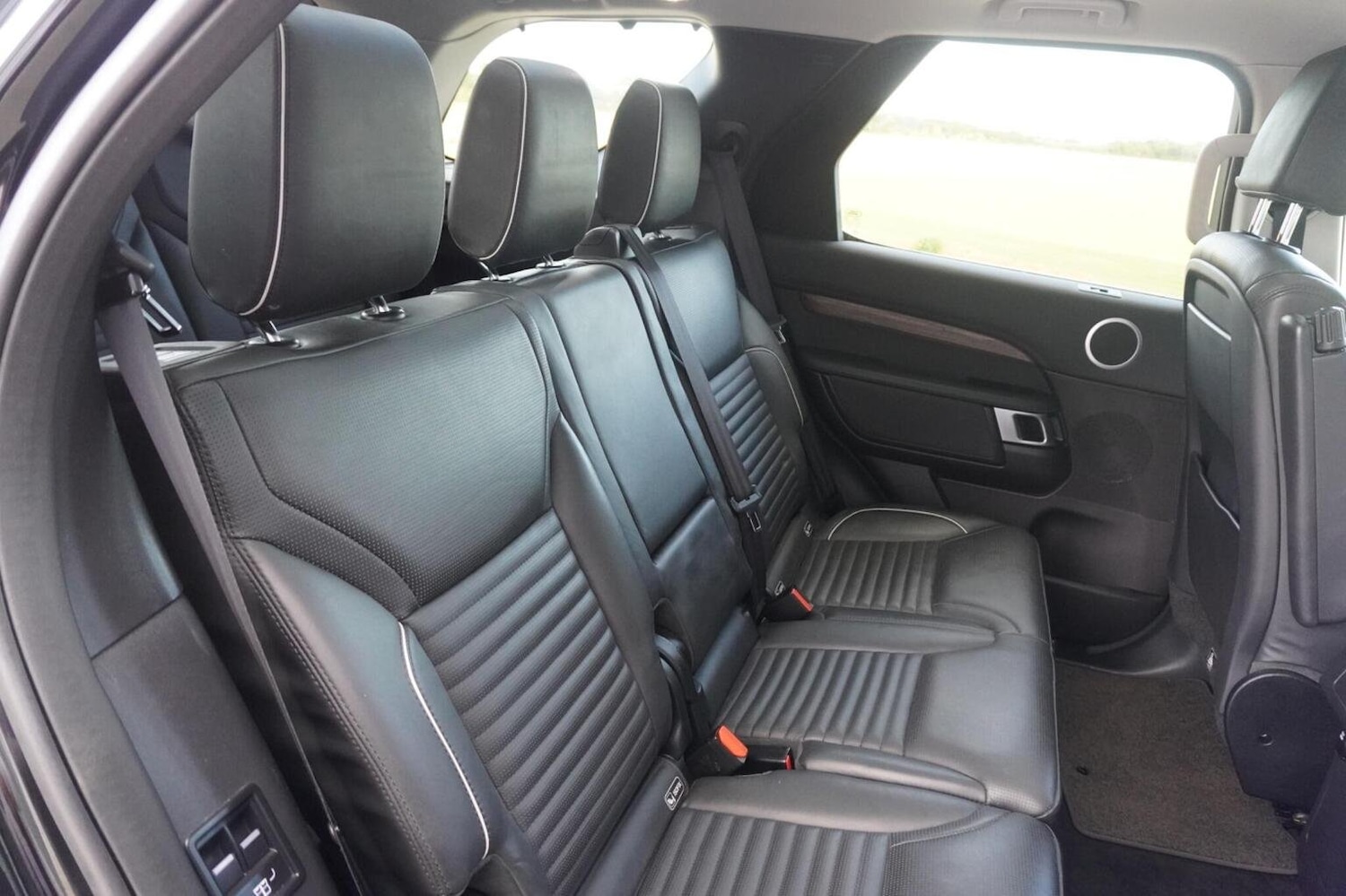 Used Land Rover Discovery 2017 for sale - 76164505: Photo 21