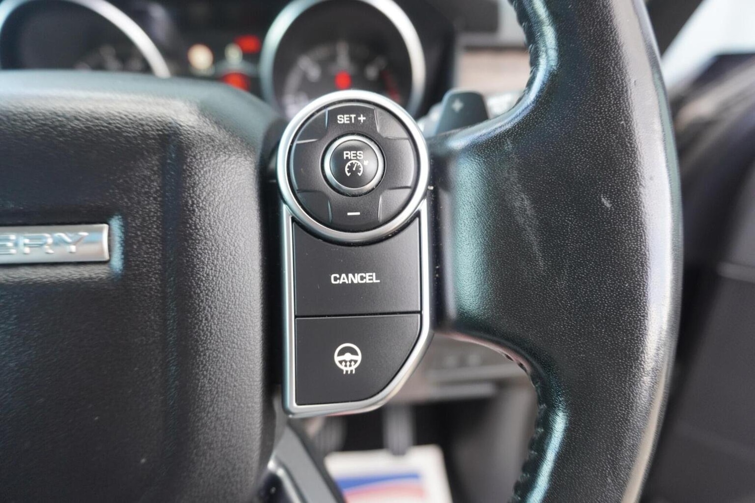 Used Land Rover Discovery 2017 for sale - 76164505: Photo 35