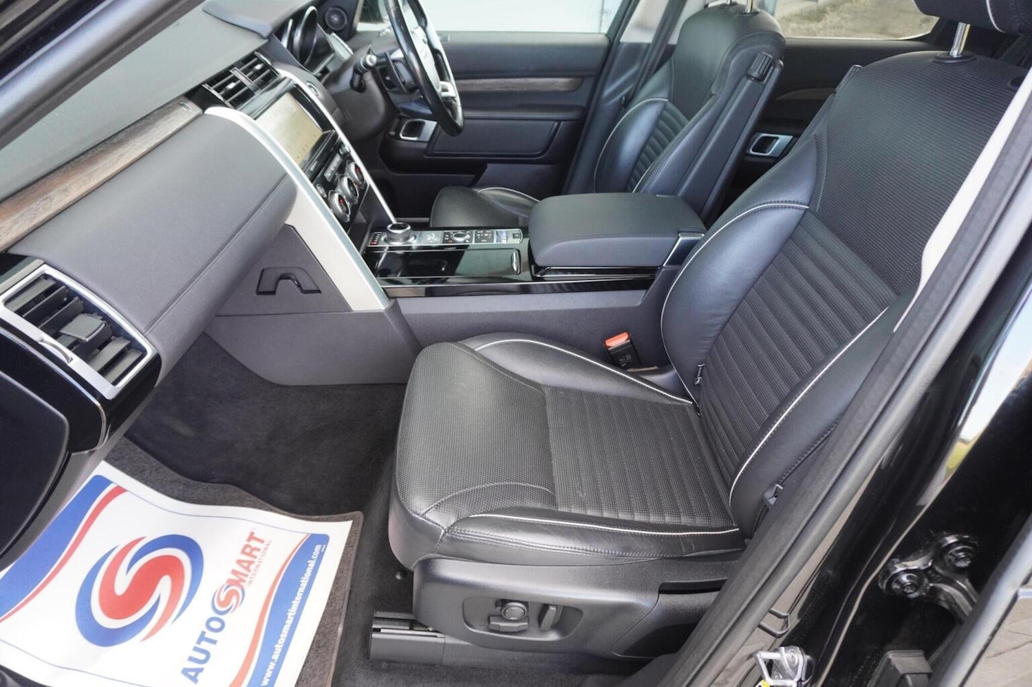 Used Land Rover Discovery 2017 for sale - 76164505: Photo 48