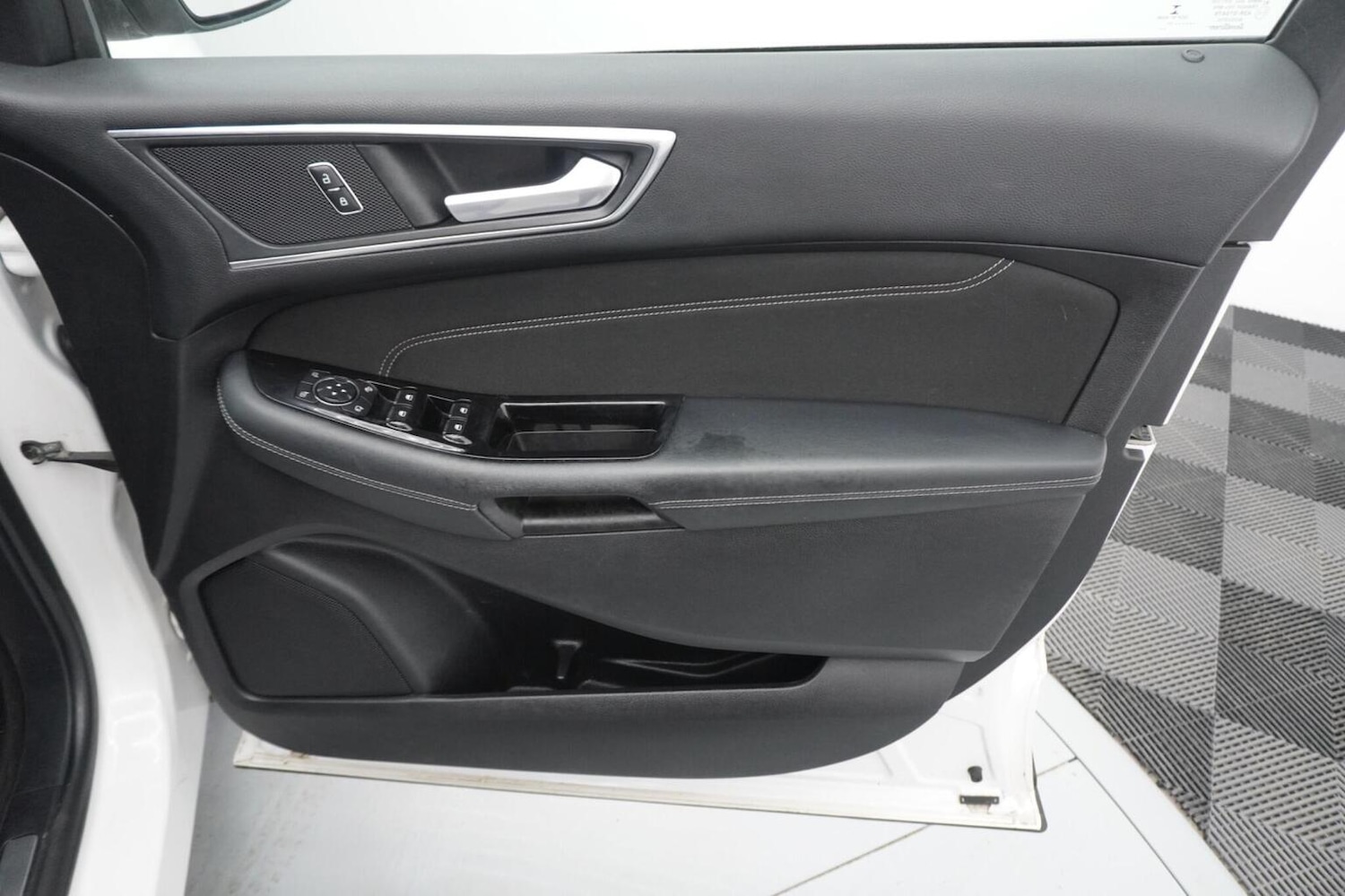 Used Ford Edge 2018 for sale - 76974293: Photo 38