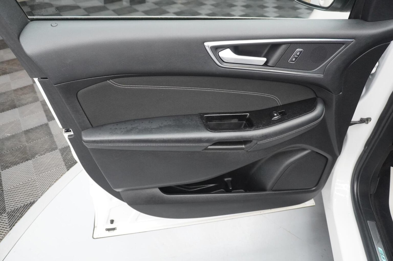 Used Ford Edge 2018 for sale - 76974293: Photo 40