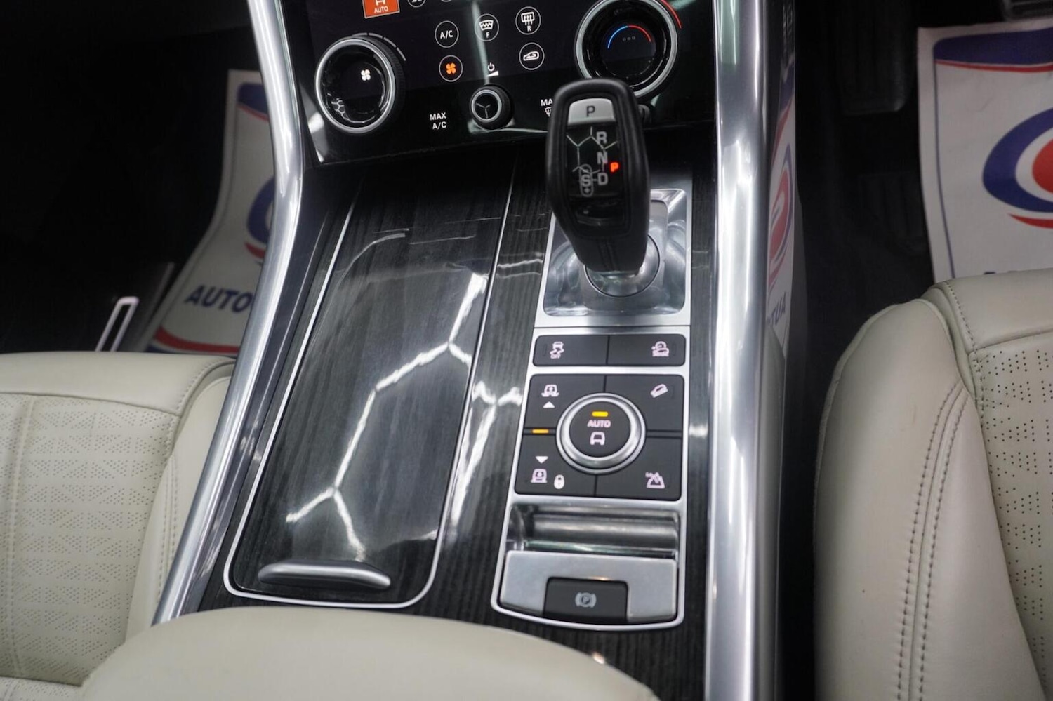 Used Land Rover Range Rover Sport 2018 for sale - 77656342: Photo 18