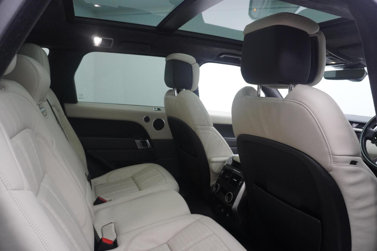 Used Land Rover Range Rover Sport 2018 for sale - 77656342: Photo 31