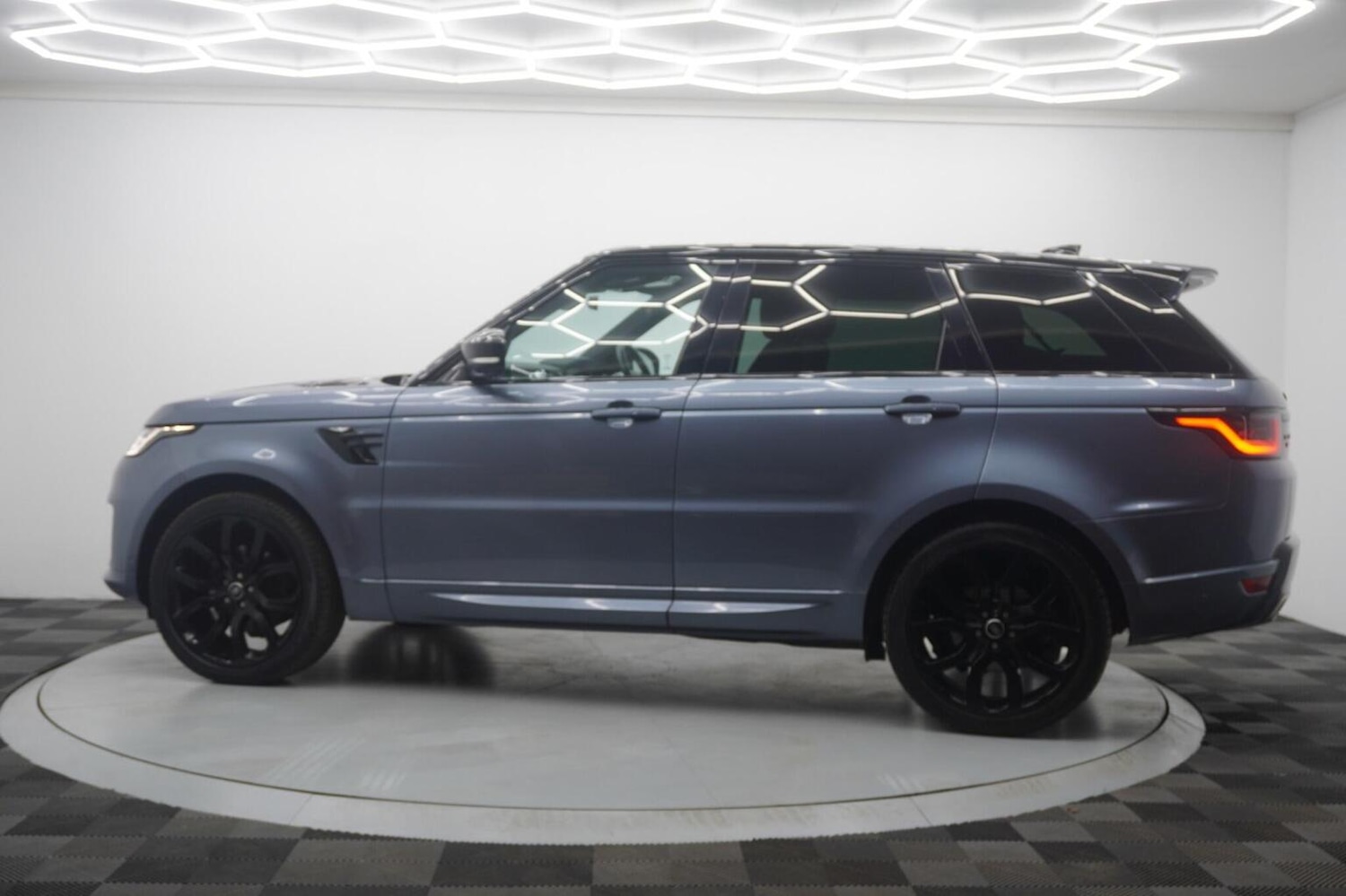Used Land Rover Range Rover Sport 2018 for sale - 77656342: Photo 4