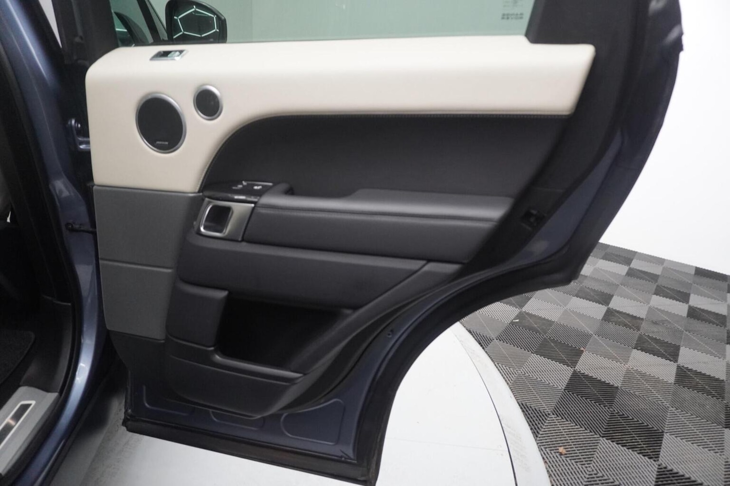 Used Land Rover Range Rover Sport 2018 for sale - 77656342: Photo 42