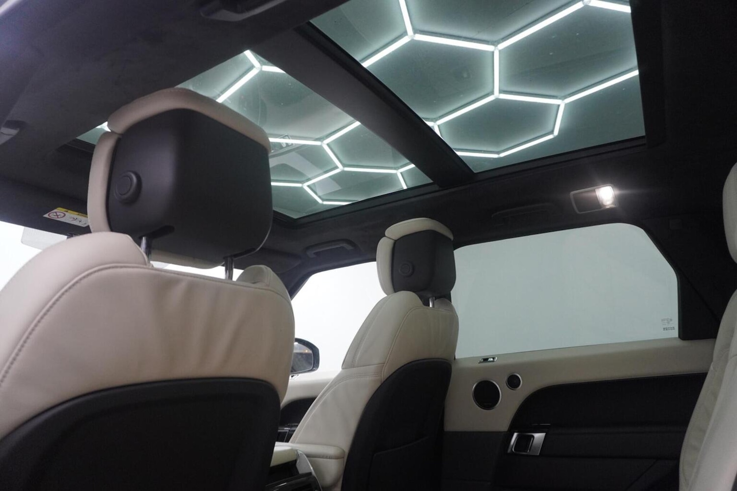 Used Land Rover Range Rover Sport 2018 for sale - 77656342: Photo 52