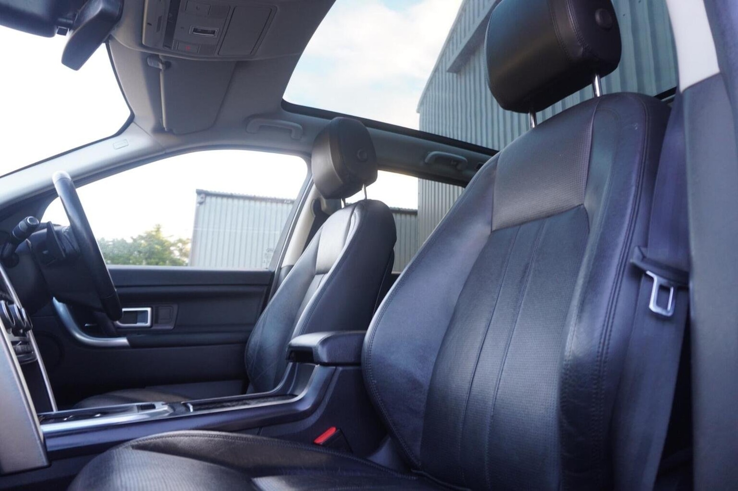 Used Land Rover Discovery Sport 2017 for sale - 76536714: Photo 36