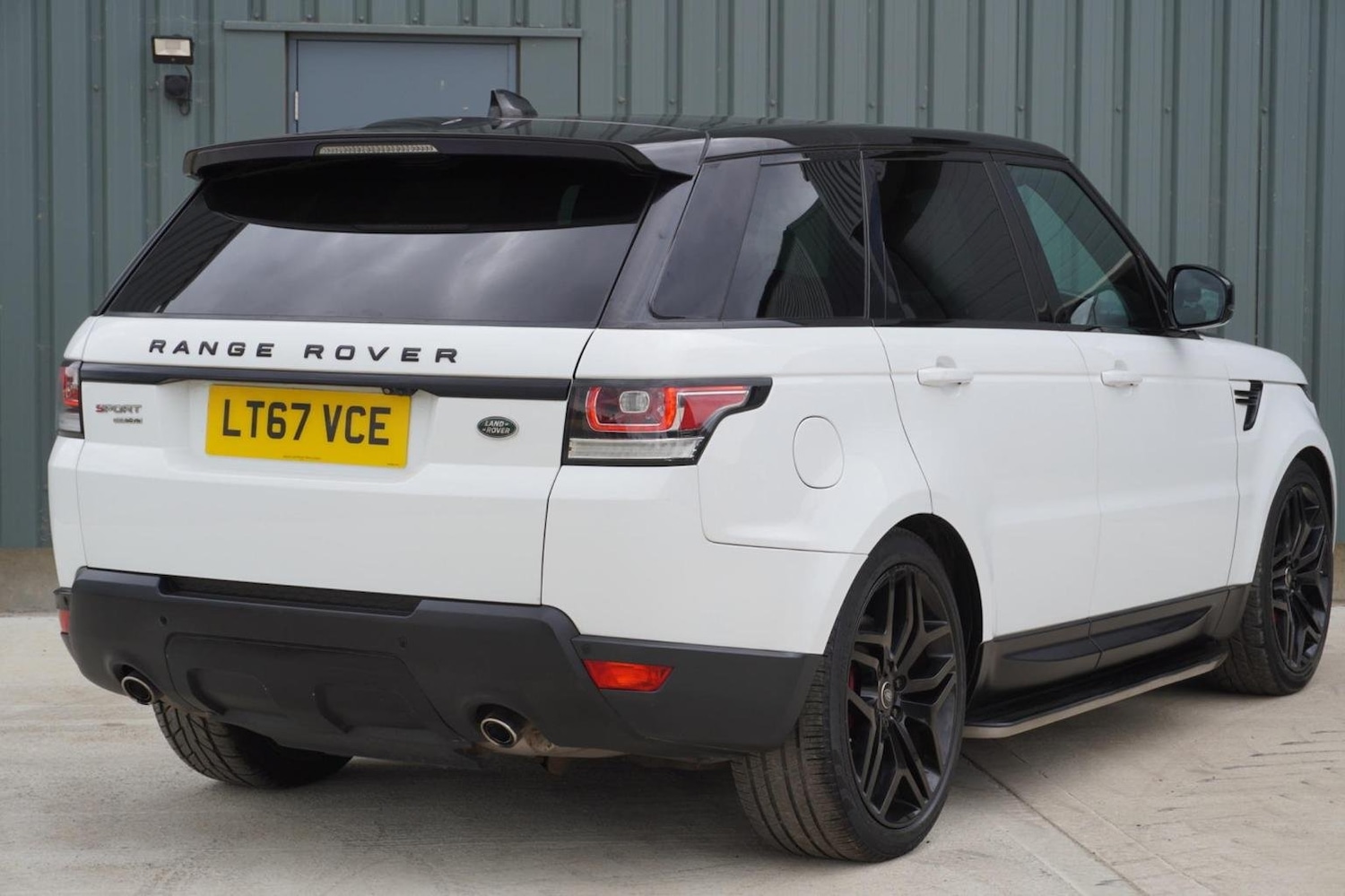Used Land Rover Range Rover Sport 2017 for sale - 76198157: Photo 12