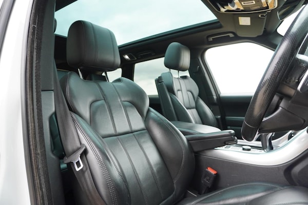 Used Land Rover Range Rover Sport 2017 for sale - 76198157: Photo 17