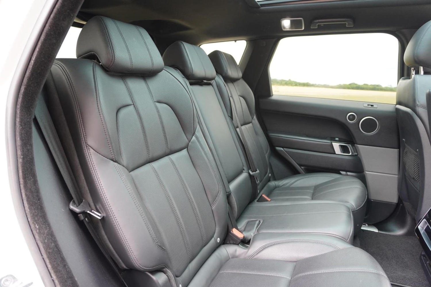 Used Land Rover Range Rover Sport 2017 for sale - 76198157: Photo 21