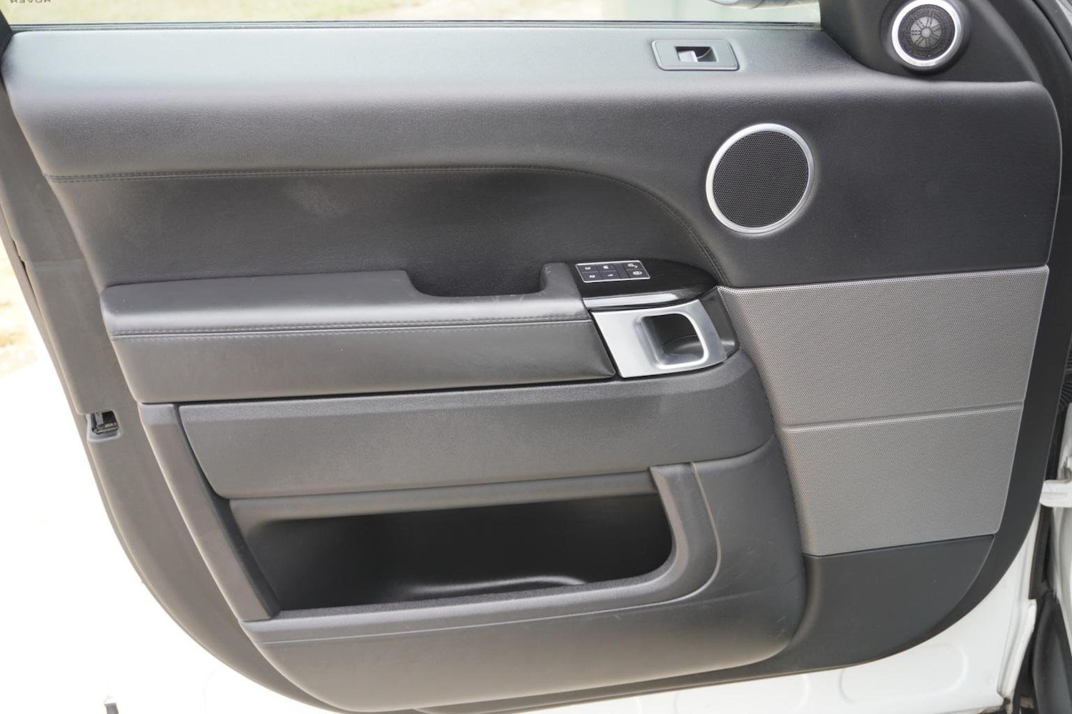 Used Land Rover Range Rover Sport 2017 for sale - 76198157: Photo 30