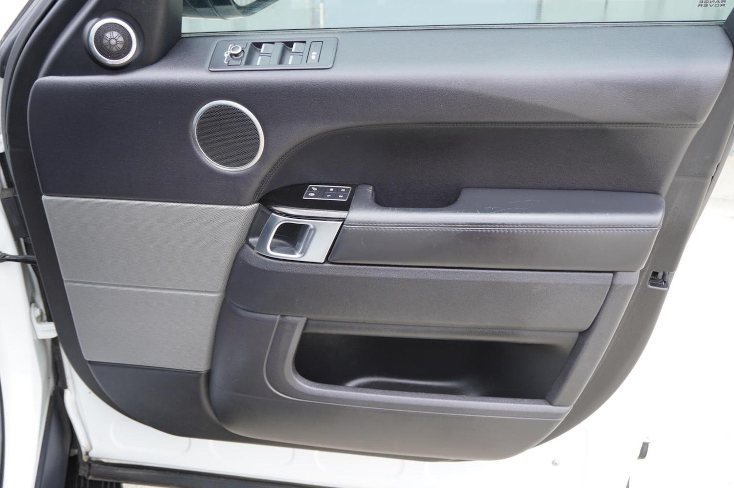 Used Land Rover Range Rover Sport 2017 for sale - 76198157: Photo 32