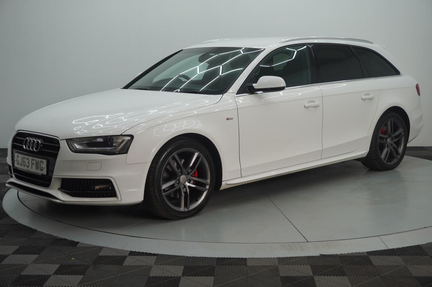 Used Audi A4 2013 for sale - 77991680: Photo 15