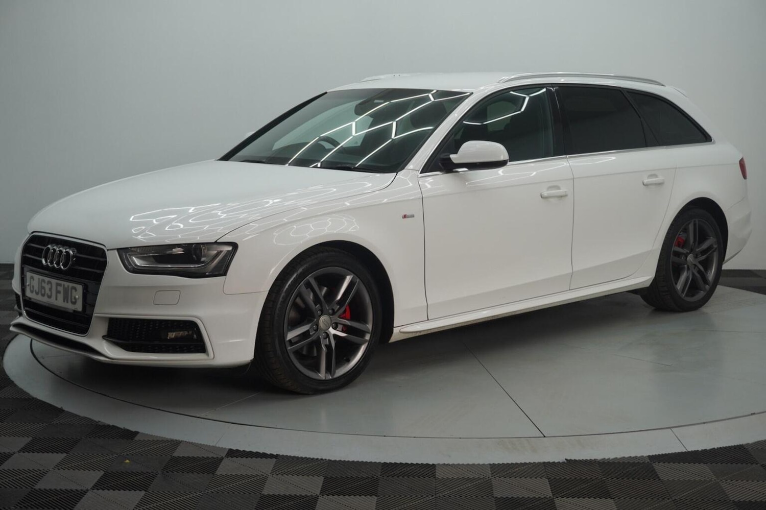 Used Audi A4 2013 for sale - 77991680: Photo 16