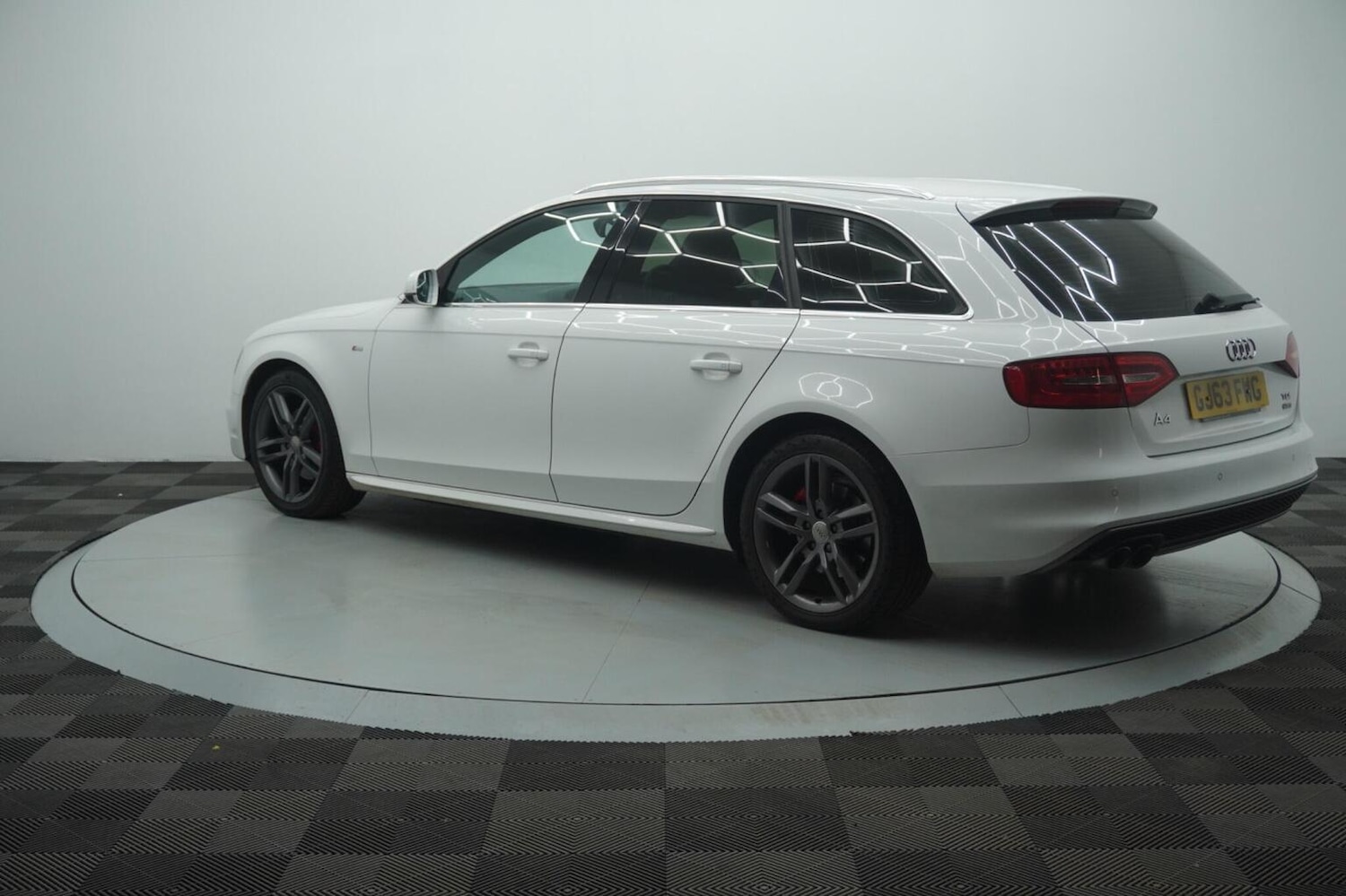 Used Audi A4 2013 for sale - 77991680: Photo 19