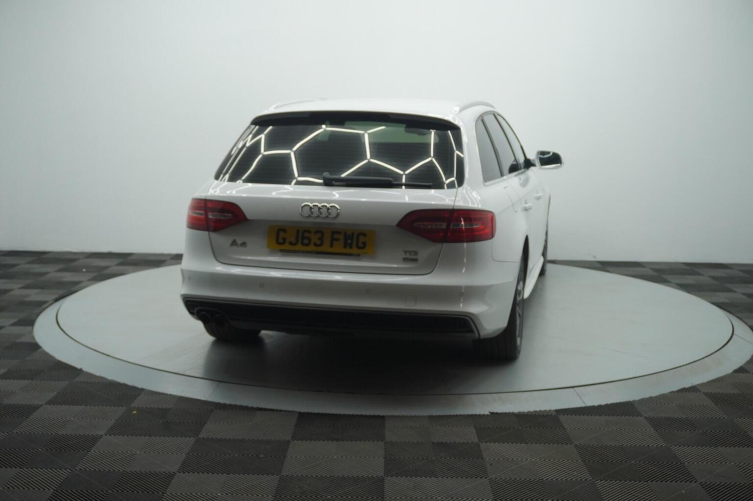 Used Audi A4 2013 for sale - 77991680: Photo 28