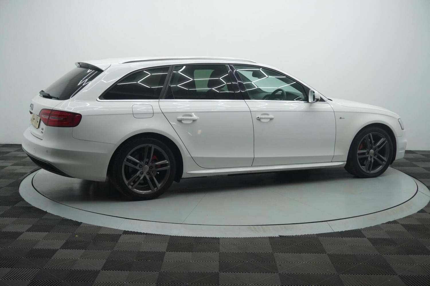 Used Audi A4 2013 for sale - 77991680: Photo 37