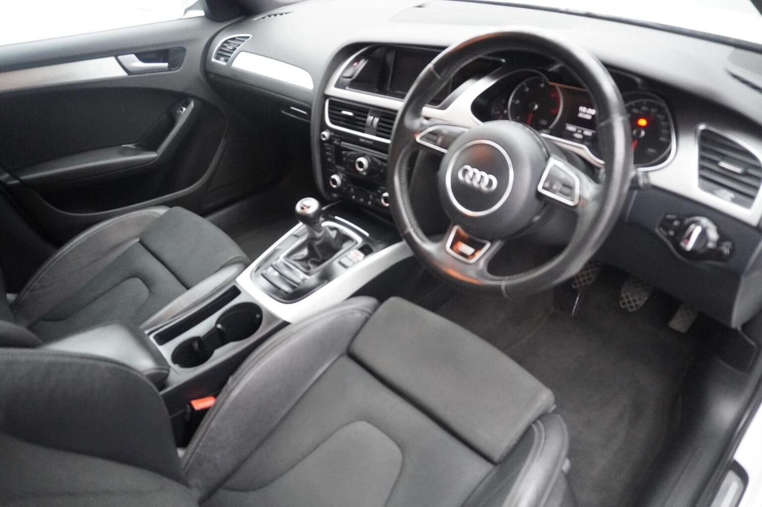 Used Audi A4 2013 for sale - 77991680: Photo 57