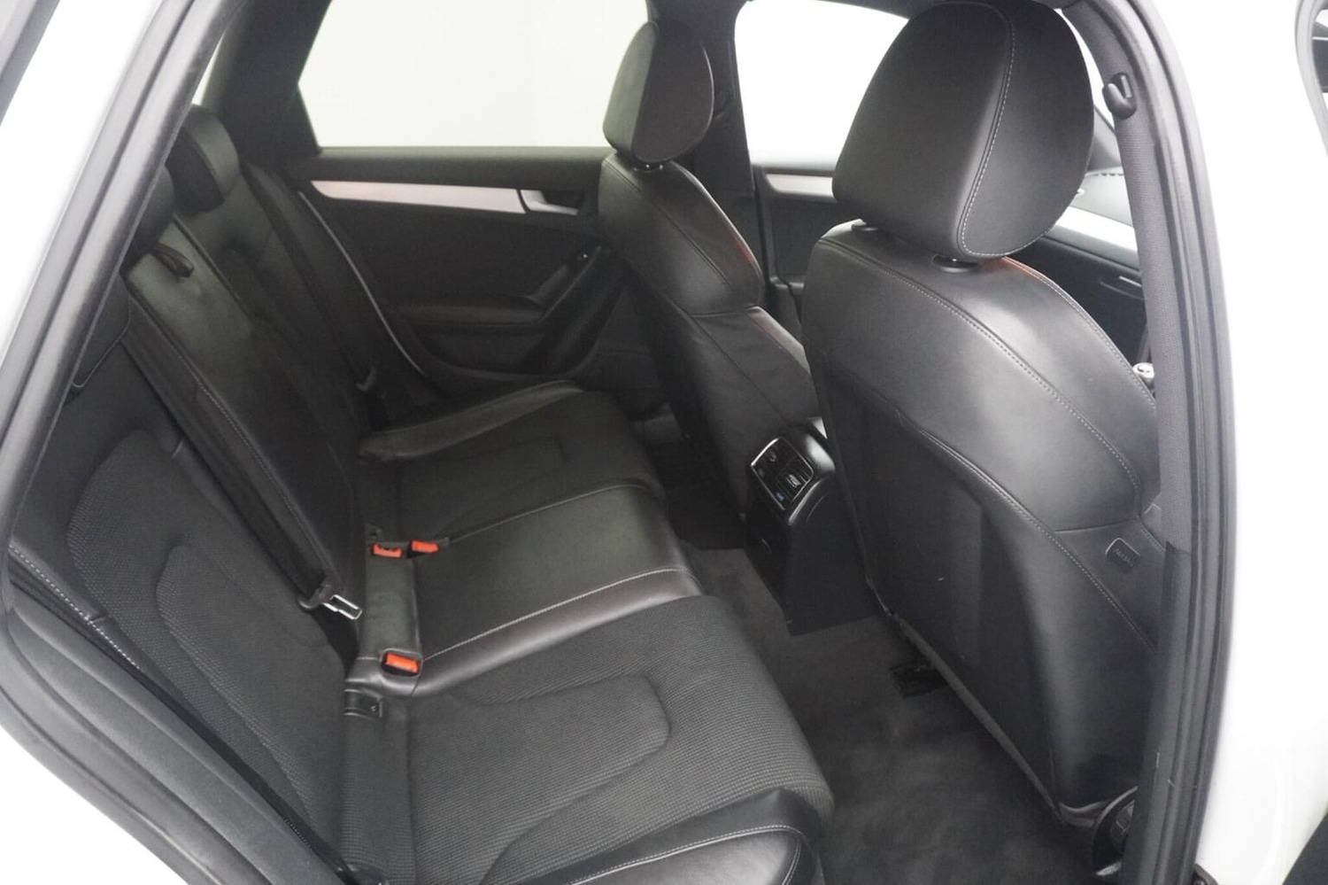 Used Audi A4 2013 for sale - 77991680: Photo 60