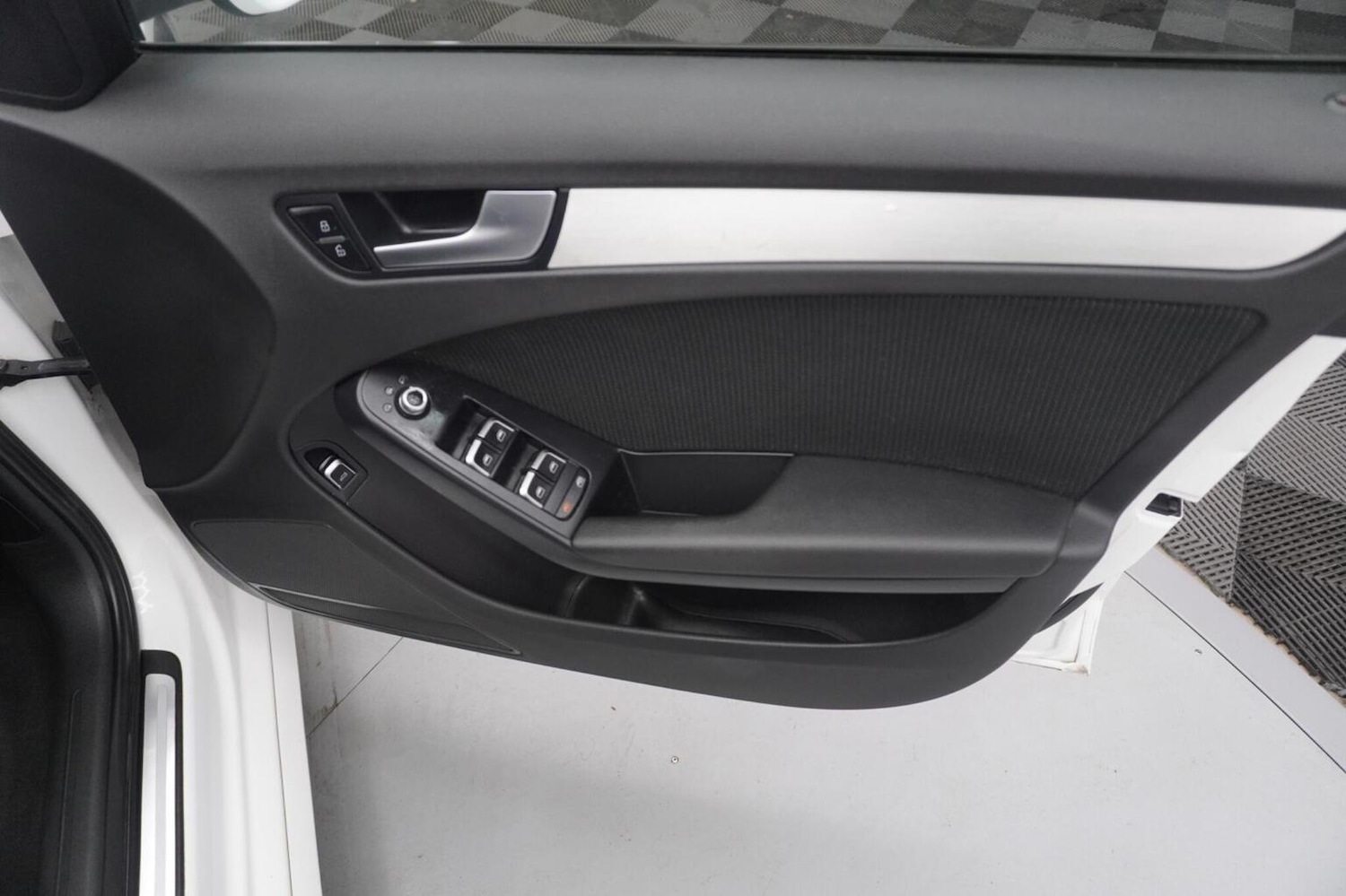 Used Audi A4 2013 for sale - 77991680: Photo 66