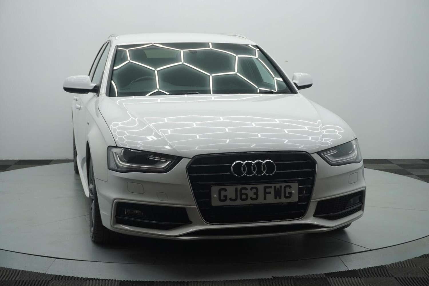 Used Audi A4 2013 for sale - 77991680: Photo 7