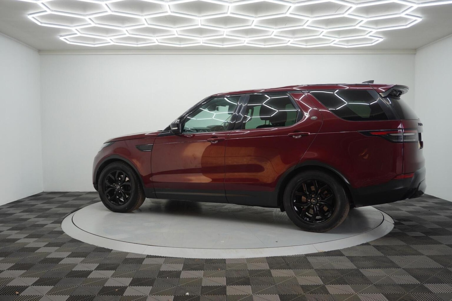 Used Land Rover Discovery 2017 for sale - 77207541: Photo 15