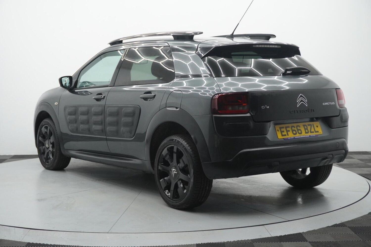 Used Citroen C4 Cactus 2016 for sale - 77370713: Photo 16