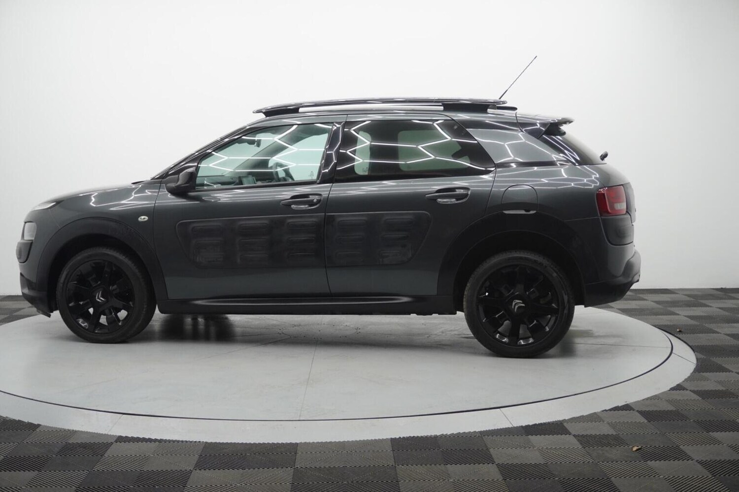 Used Citroen C4 Cactus 2016 for sale - 77370713: Photo 17