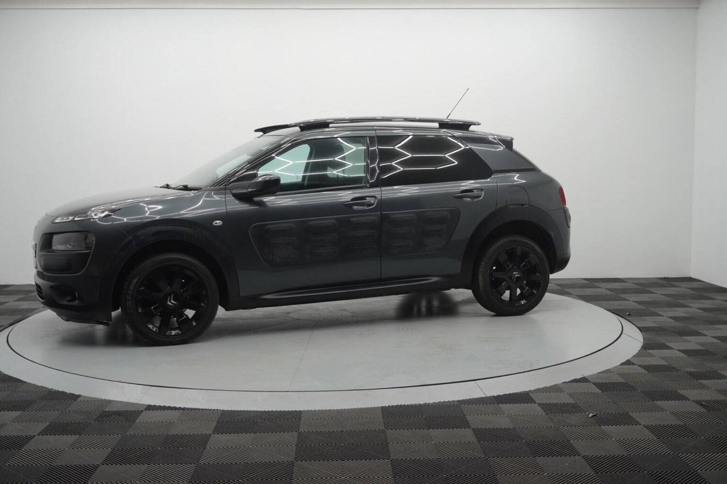Used Citroen C4 Cactus 2016 for sale - 77370713: Photo 18