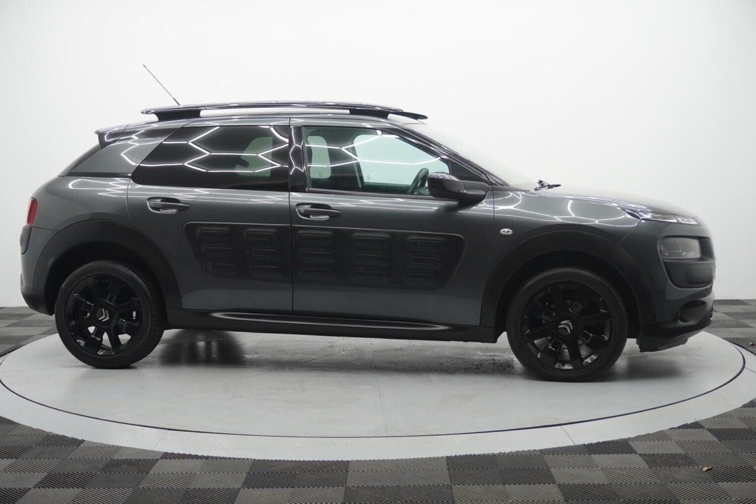 Used Citroen C4 Cactus 2016 for sale - 77370713: Photo 26