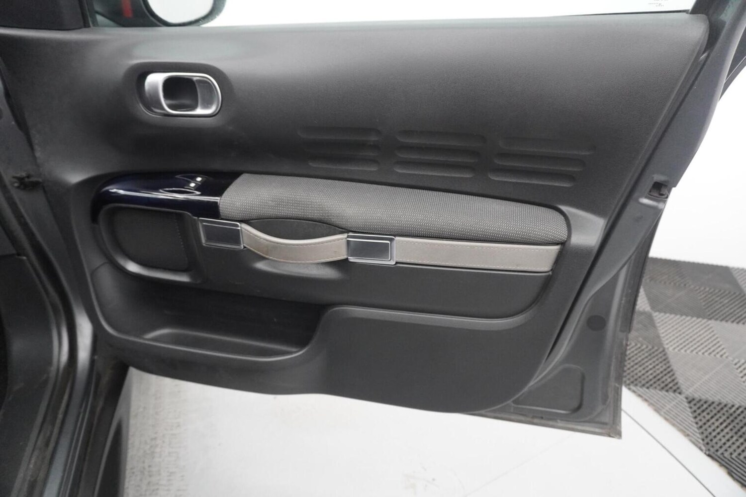 Used Citroen C4 Cactus 2016 for sale - 77370713: Photo 42