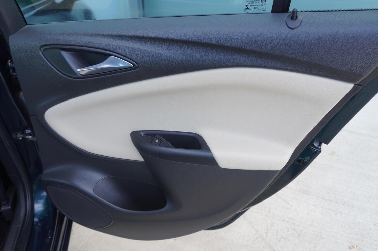 Used Vauxhall Astra 2018 for sale - 75925264: Photo 31