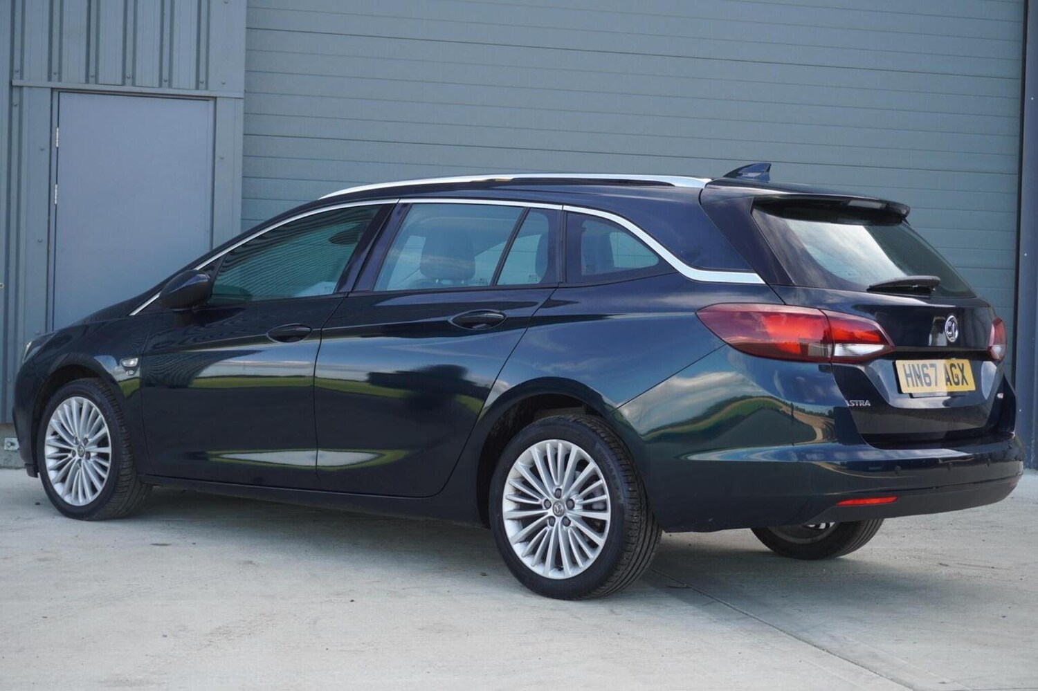 Used Vauxhall Astra 2018 for sale - 75925264: Photo 7