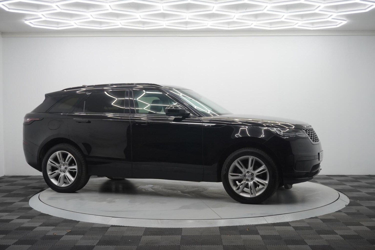 Used Land Rover Range Rover Velar 2018 for sale - 76483068: Photo 22