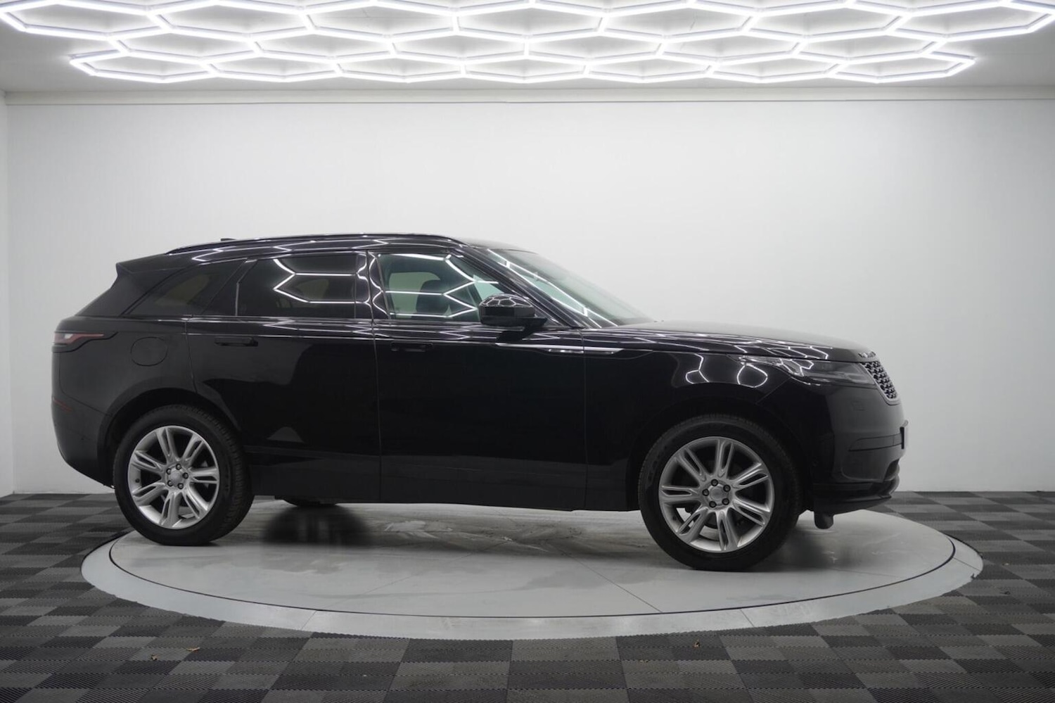 Used Land Rover Range Rover Velar 2018 for sale - 76483068: Photo 23