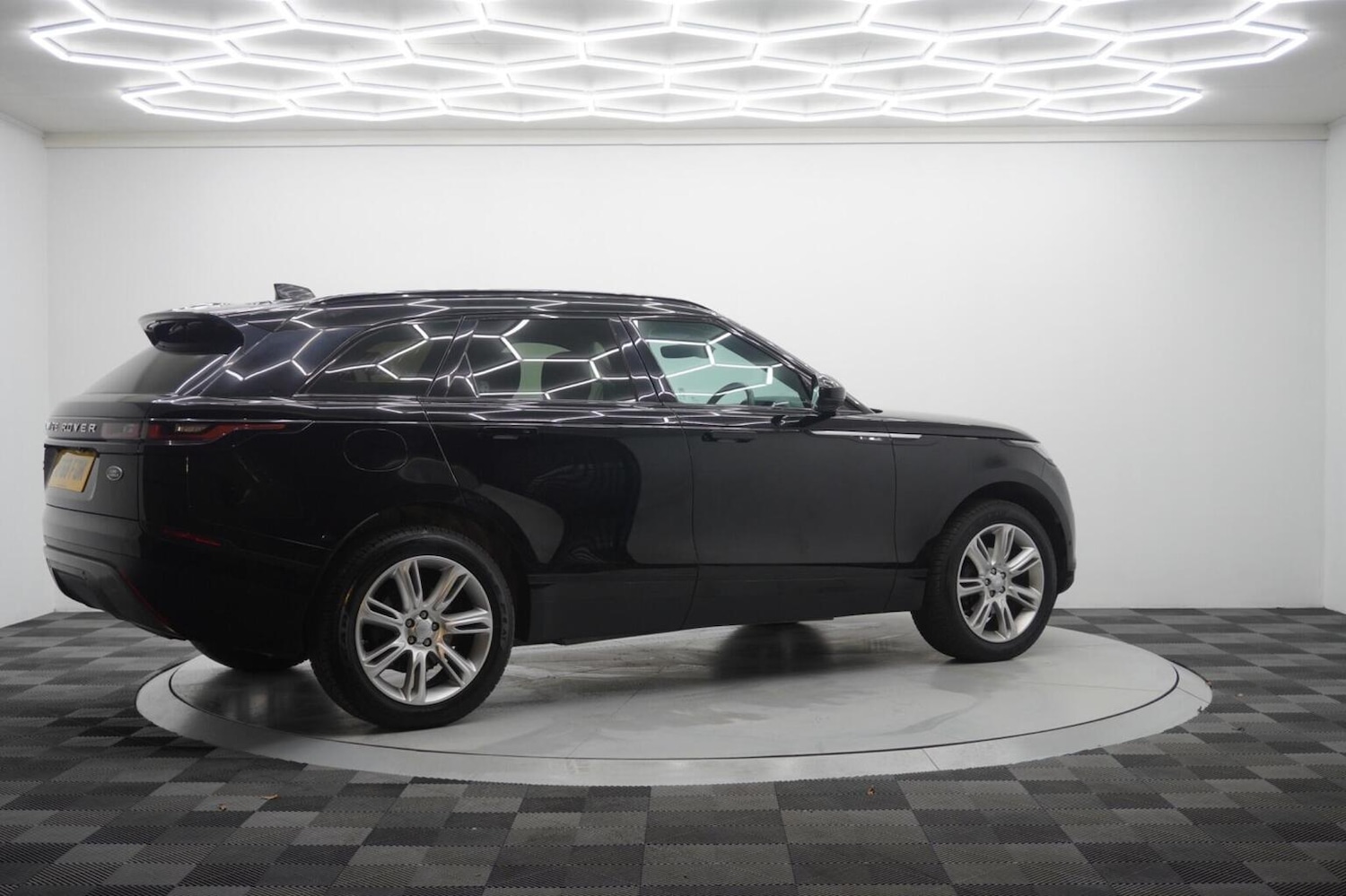 Used Land Rover Range Rover Velar 2018 for sale - 76483068: Photo 28