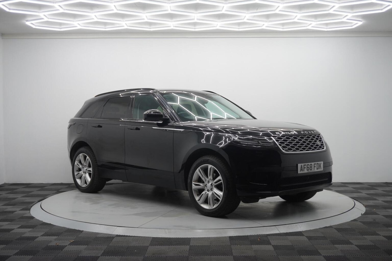 Used Land Rover Range Rover Velar 2018 for sale - 76483068: Photo 7
