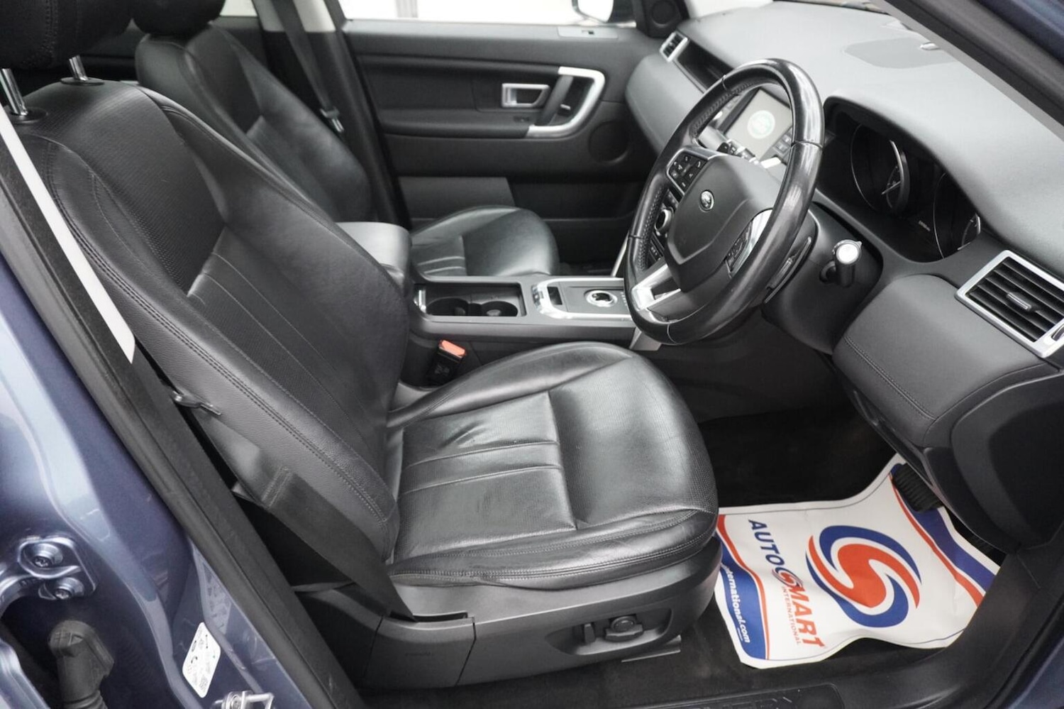 Used Land Rover Discovery Sport 2017 for sale - 76974411: Photo 25